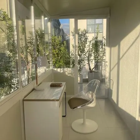 A-14 Light & Patio, New 2023! Next 2 Goulandris Museum! Pls Check Extra Fees For 2nd Appartement Athene